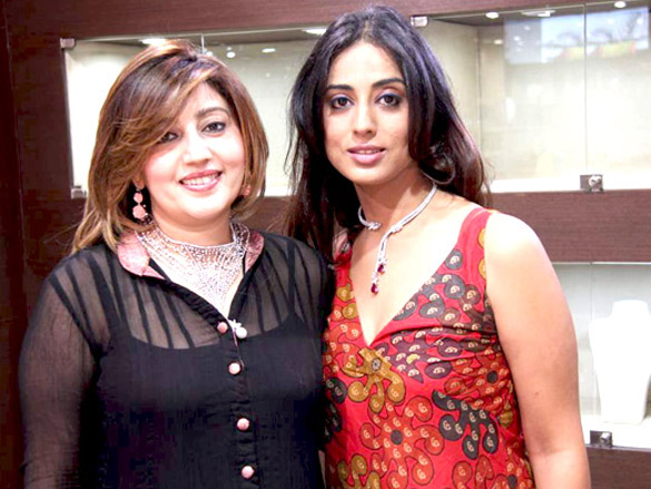 mahie gill at giantti event 5