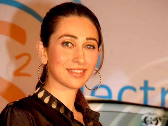 karisma launches s square mobile amidst chaos 10