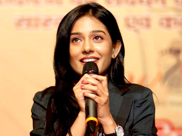 amrita rao rishi neetu dia and shobhaa de at wake and walk event 6