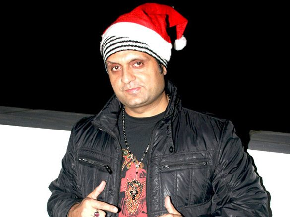 dj sheizwood performing at peninsula grand hotel 9