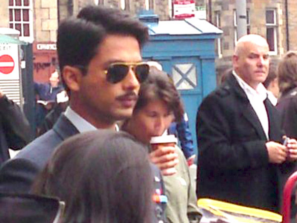 on the sets of mausam 2