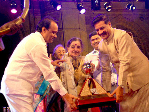 vijay kalantri and kamal morarka at mumbai saptrang 9