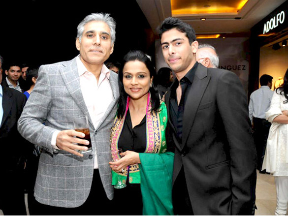 preity zinta graces the launch of adolfo dominguez store 9