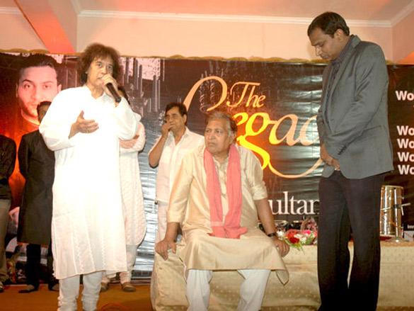 zakir hussain launches the legacy album by ustad sultan khan and sabir khan 3