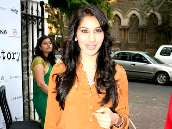 sophie at the launch of denim story store 12