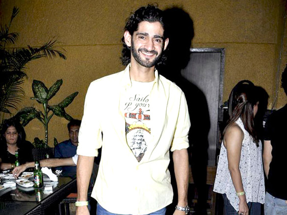 models and vjs at the launch of tsingtao chinese beer 9