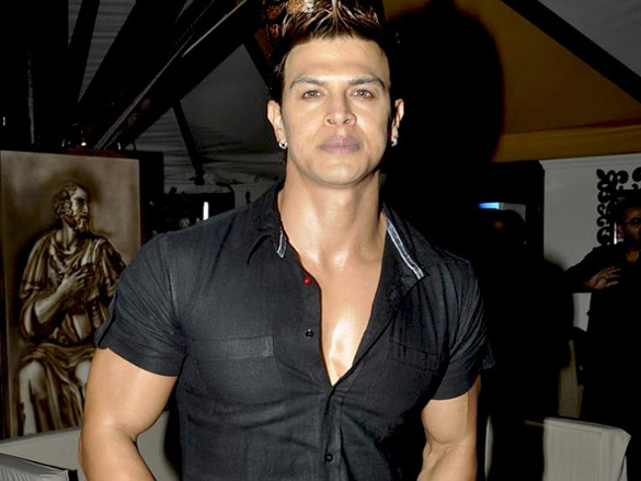 koena kim and harman baweja grace le soleil cafe launch 8