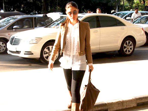 kareena kapoor spotted leaving mumbai to join saif ali khan in bhopal 4