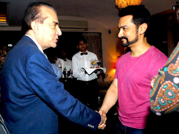 aamir khan and dev anand grace stardusts anniversary bash 2