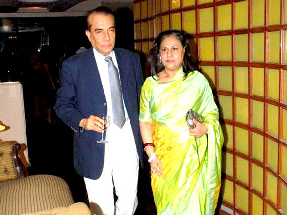 aamir khan and dev anand grace stardusts anniversary bash 7