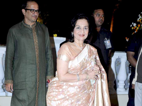 aamir and kiran host imran avantikas wedding reception 22