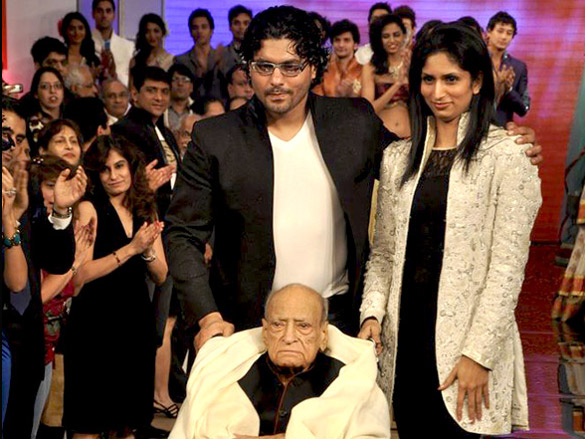 a k hangal at gitanjali cyclothon fashion show 2011 6