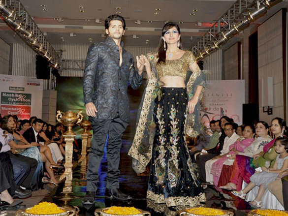 aarti chabria priyanka kothari and many others walk for manali jagtap 7