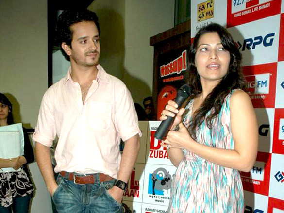 raghav launches dil ki zubaan album with amita pathak 6