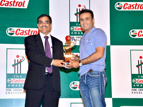 sachin and sehwag at castrol cricket awards 5