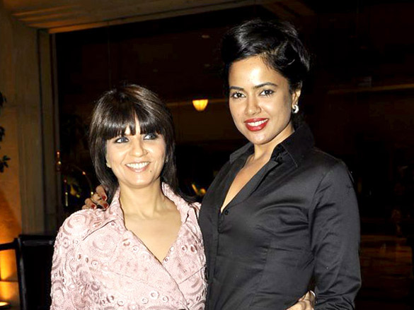 sameera juhi and hema malini at neeta lullas dinner 3