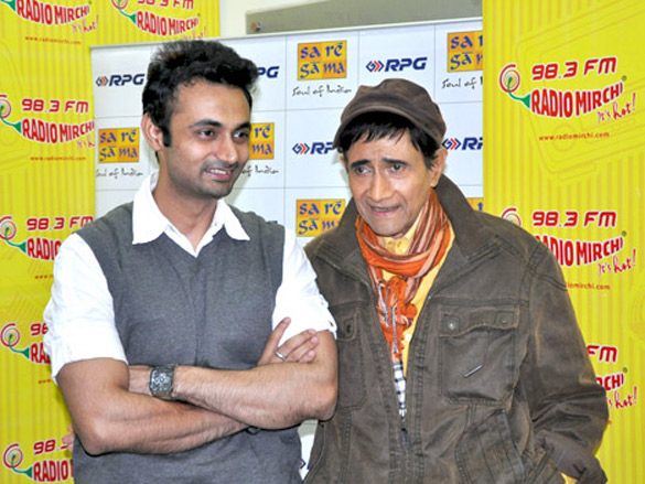 music re launch of hum dono rangeen at radio mirchi with dev anand 4