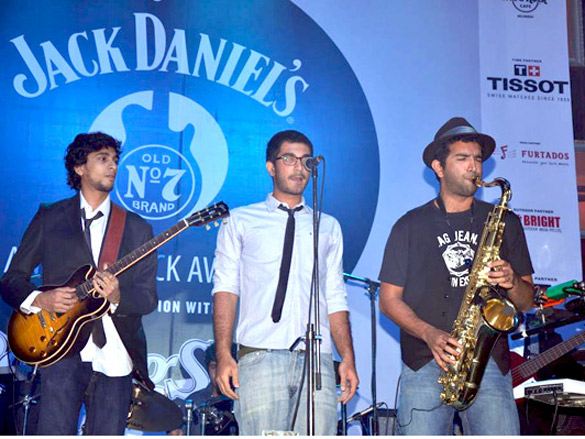 hard kaur and designers grace 6th annual rock awards 6