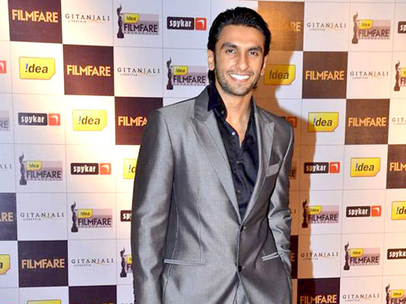 filmfare awards 2010 nominations bash 13