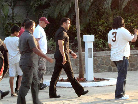 on the sets of bodyguard 21