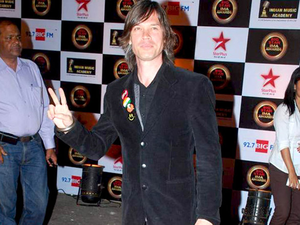 abhishek and katrina at big star ima awards red carpet 25