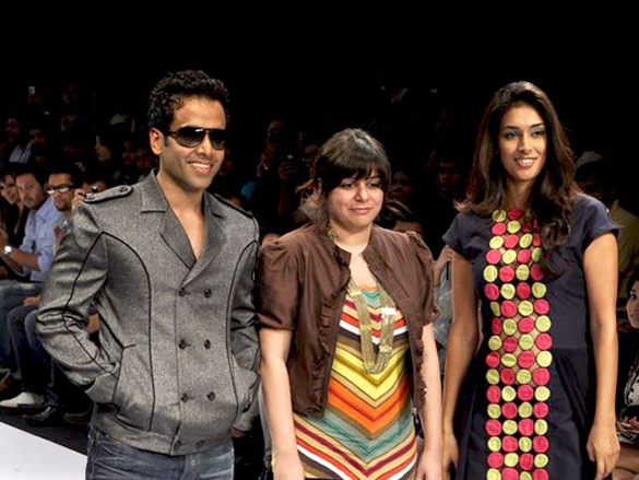tusshar and preeti desai walk the ramp for sabbah sharma at lakme fashion week 2011 day 2 3