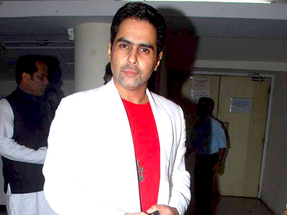 premiere of shweta tiwaris play aaine ke sau tukde 5