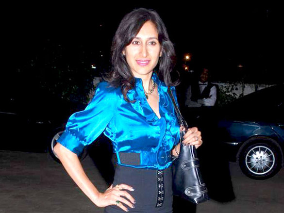 premiere of shweta tiwaris play aaine ke sau tukde 8