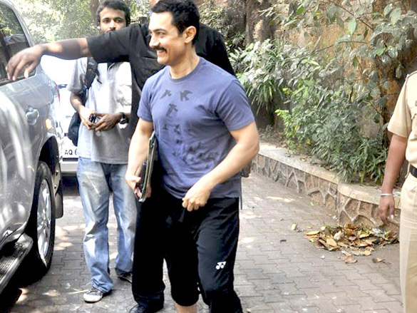 aamir khan spotted in bandra 4