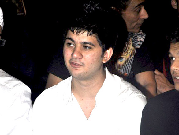 sunny deols son karan deol snapped at anita dongres show at lakme fashion week 2011 6