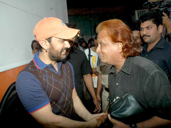 aamir khan spotted at filmistan 5