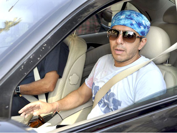 arbaaz farhan and suzanne at amrita aroras holi bash 5