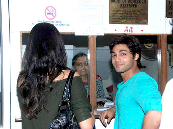 premiere of paritosh painters play i am the best 4