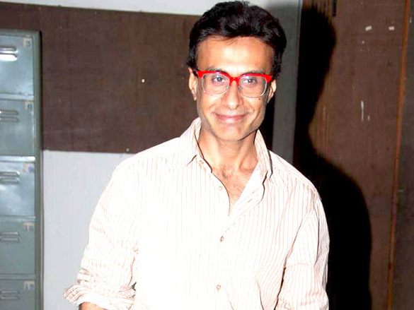 premiere of paritosh painters play i am the best 16