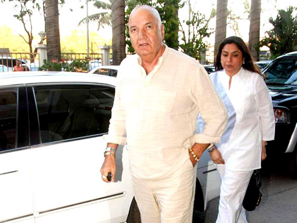 celebs at late naveen nischols prayer meet 8