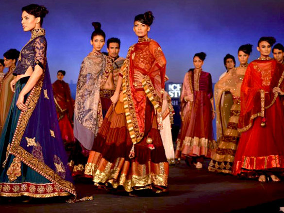 manish malhotras fashion show for chivas studio 8