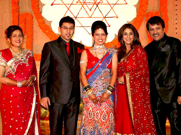 urmila and vidya at sandesh mayekars daughter shivanis wedding reception 2