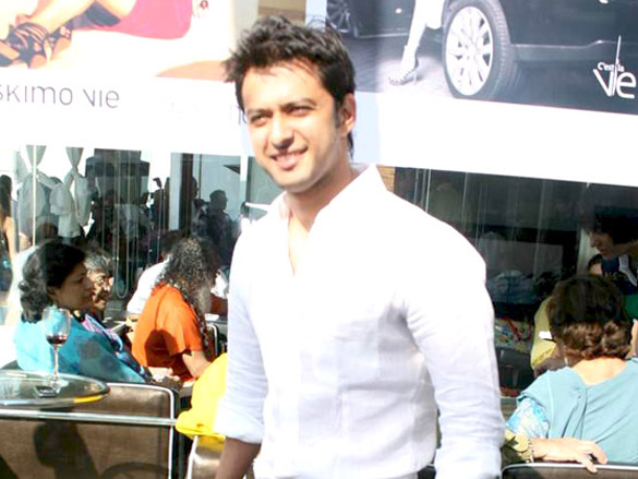 sohail and reena at eskimo vie calendar launch 12