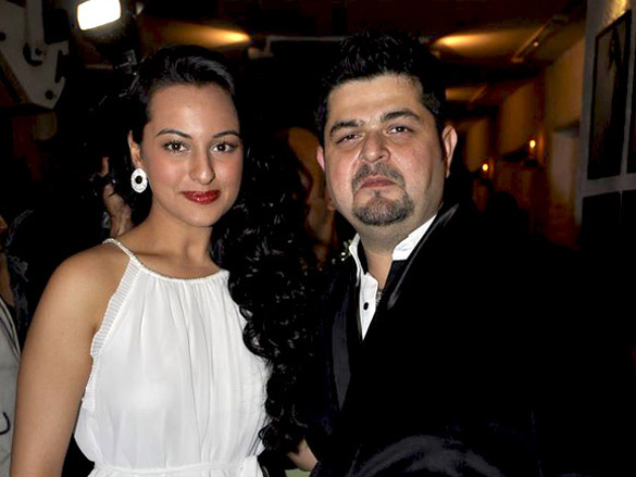 launch of dabboo ratnanis calendar 2011 9