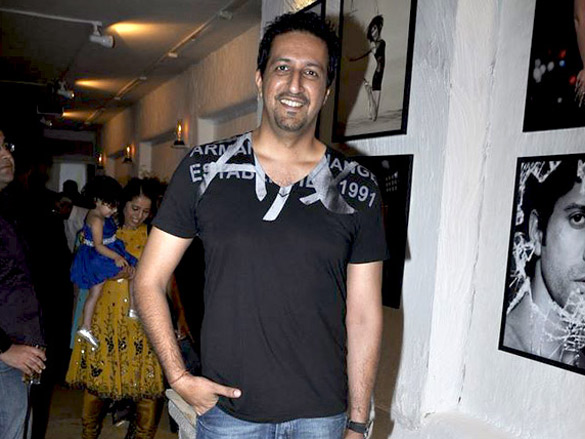 launch of dabboo ratnanis calendar 2011 40