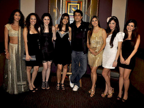 shiamak and perizaad grace zyng calendar launch at valhalla 3