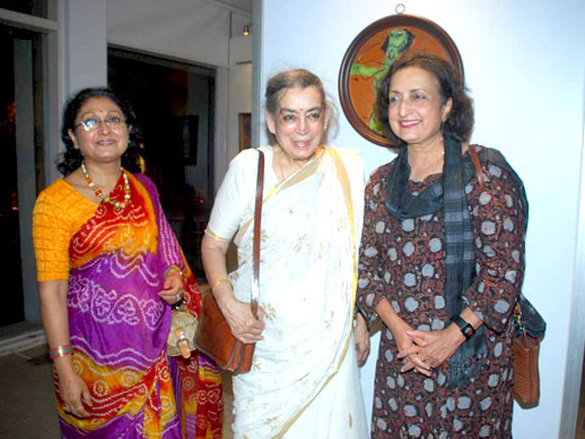 nandita das and shabana azmi at jatin das art showcase 9