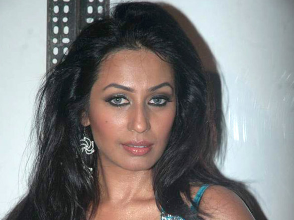 kashmera shah at big marathi awards 13
