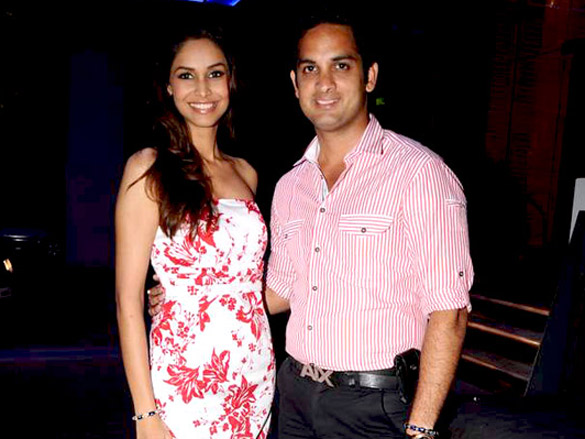 sarah tanushree and sushma reddy at femina miss india bash 6