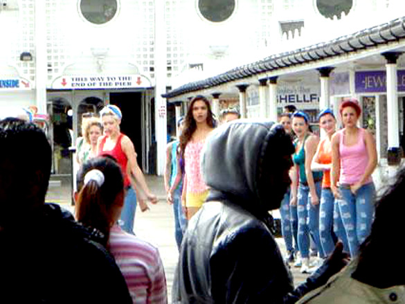 on the sets of desi boyz 5