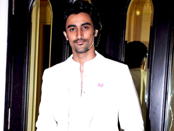 sarah sonal and kunal kapoor at elle breast cancer carnival 9