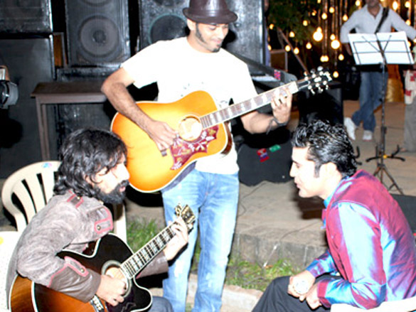 on the sets of soundtrack 10