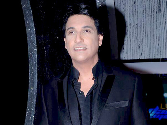shiamak davar judges zee tv dance ke superstars 9