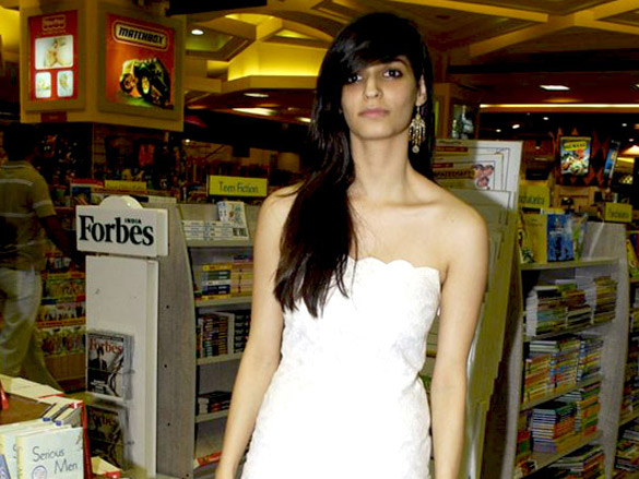 book launch of down the road 6