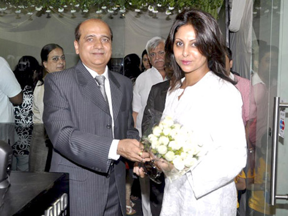 shefali shah inaugurates rado store 3
